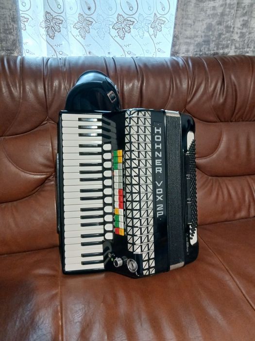 Acordeon hohner vox 2