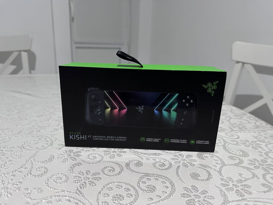 Игровой контроллер Razer Kishi V2 for Android НОВЫЙ
