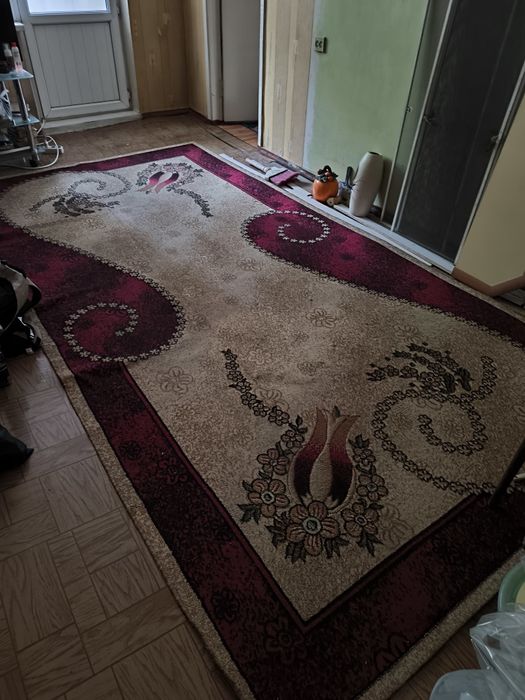 Продам ковры шерстяные.