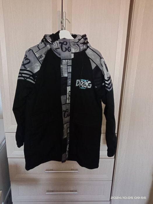 продам куртку весна осень