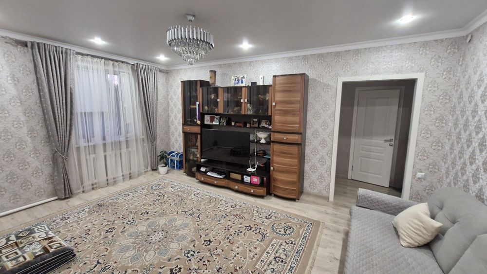 Продам дом в самой  Астане