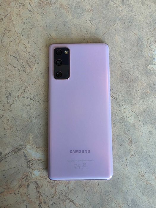 Телефон SAMSUNG S20FE -розов