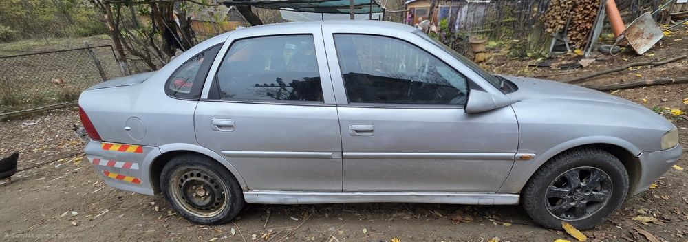 Vând/Schimb(preț negociabil)Opel Vectra B an 2001