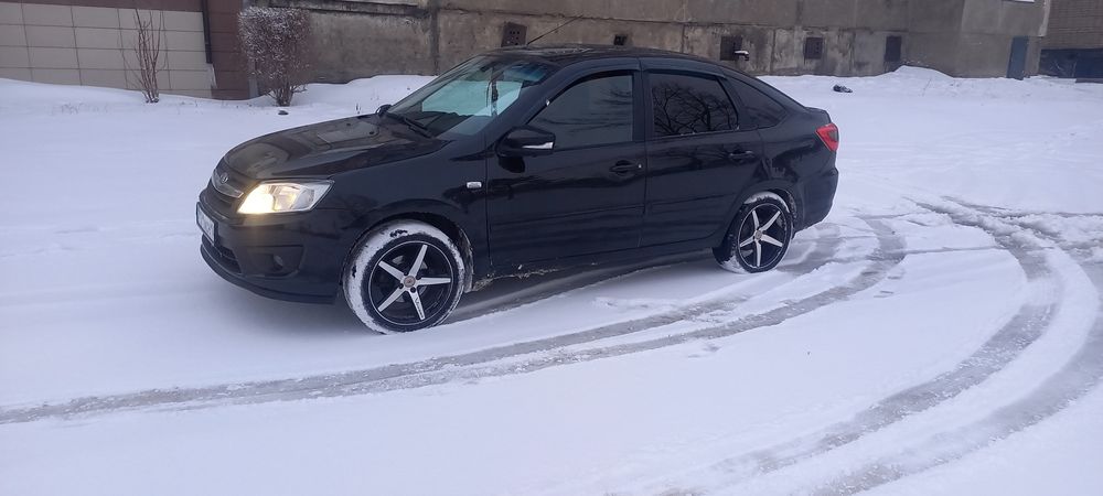 Продам Гранту лифбек 2191