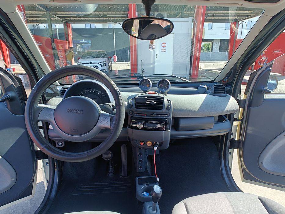 De vânzare Smart Fortwo (2006) – Mașină perfectă pentru traficul urban!