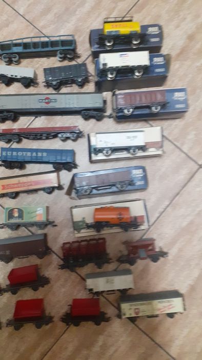 Vagoane marfa trenulet electric scara HO