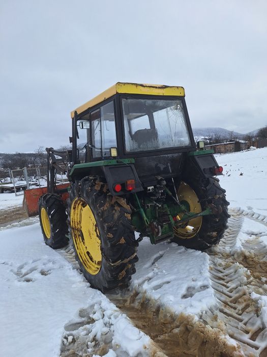 john deere 1640 cu incarcator frontal 4×4