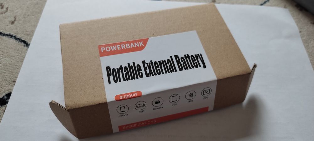 Зарядное устройство Пауер банк с емкостью 10000 mah