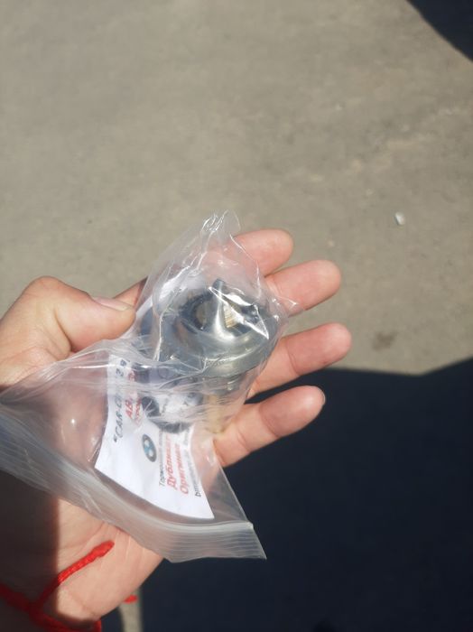 Термостат на Mercedes. M271 двигатель