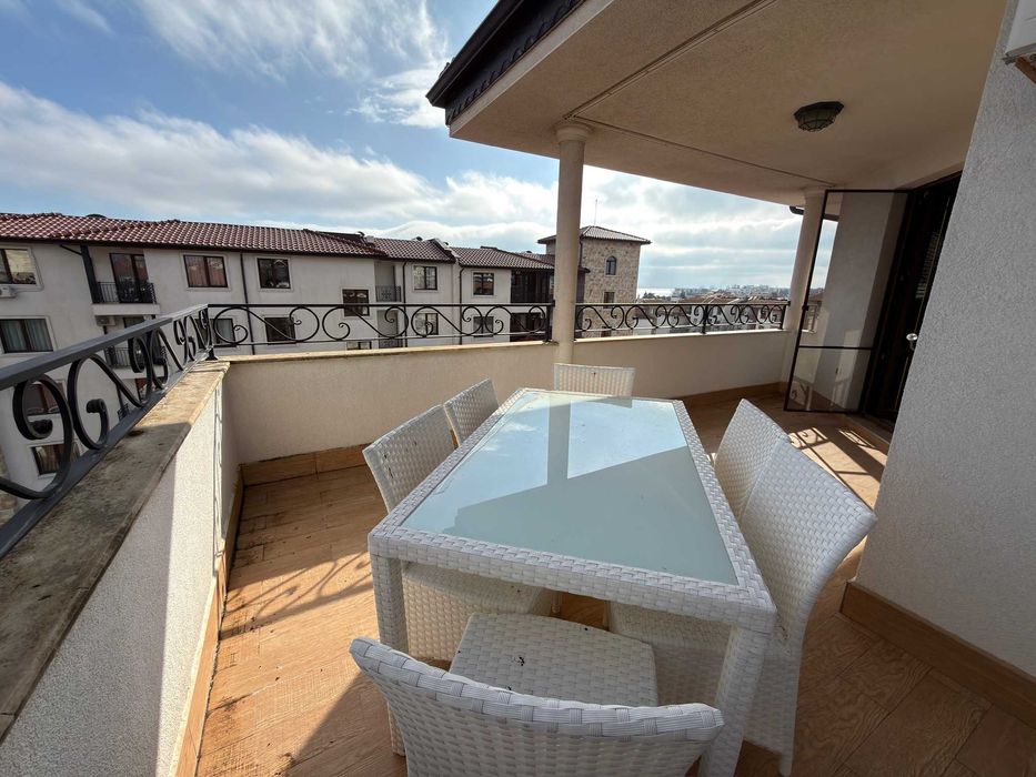 Продава се Тристаен апартамент в Несебър - 121 кв.м за 1003 €/кв.м - Снимка #11