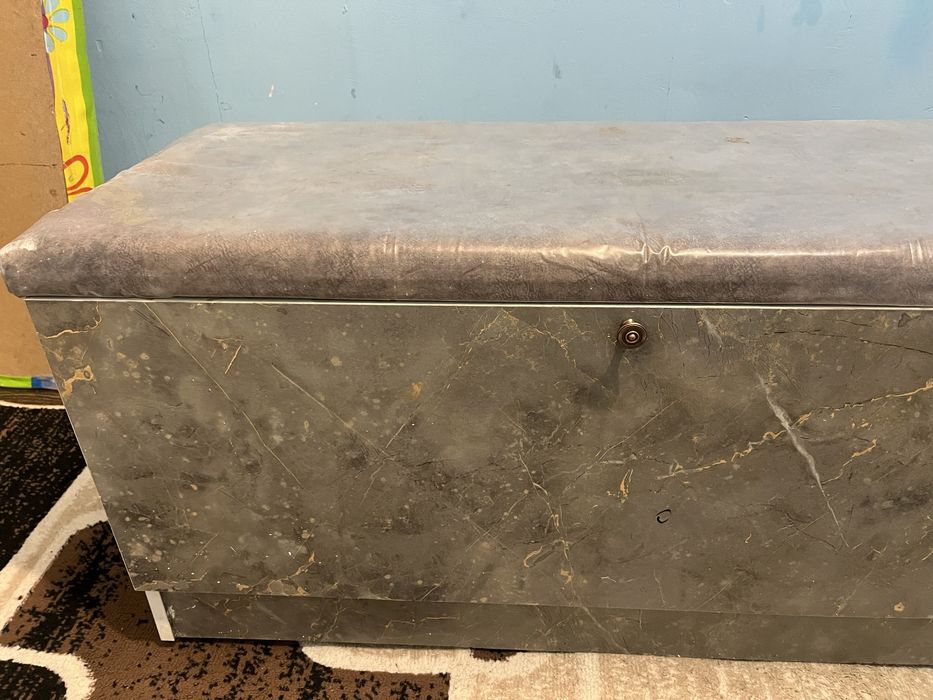 Тумбочка для прихожей