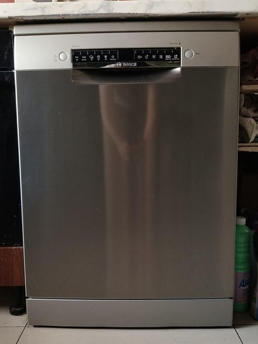 Maşină de spălat vase Bosch Serie 4