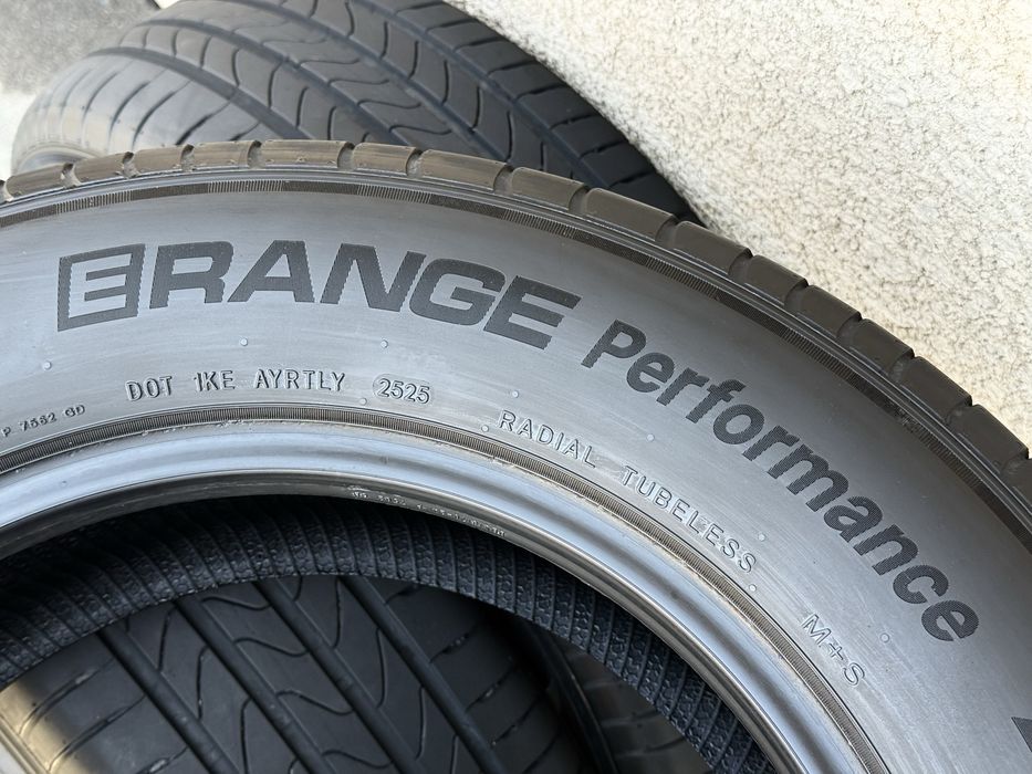 225|60 R16. Sailun Erange.