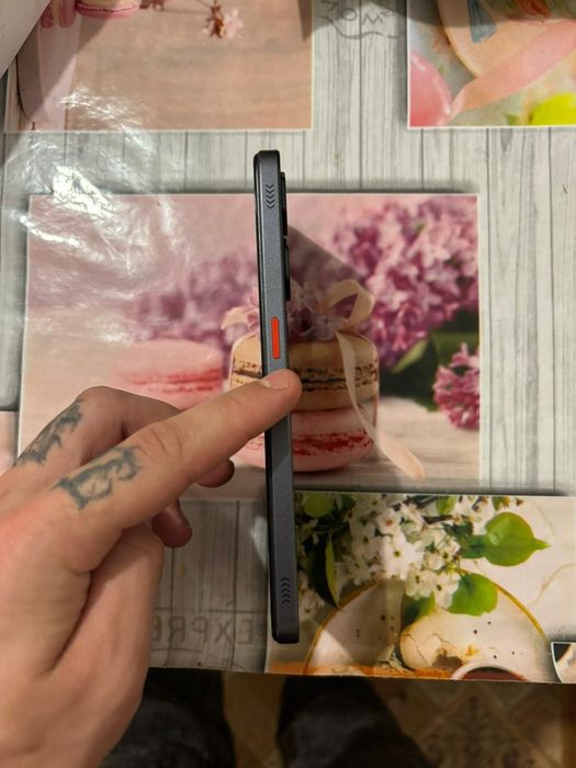 Продам телефон ZTE Нубия нео 5 g