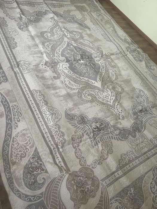 Ковер в отличном состоянии