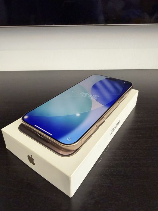iPhone 16 Pro MAX Desert Titanium