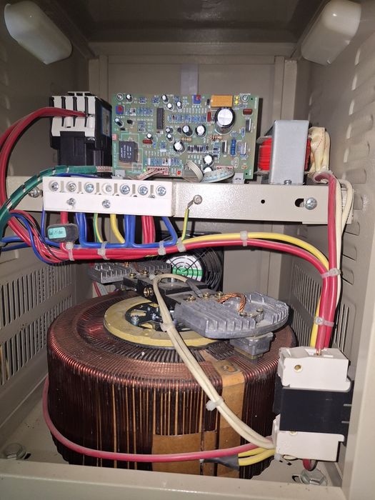 Стабилизатор напряжения ANDELI 15KVA