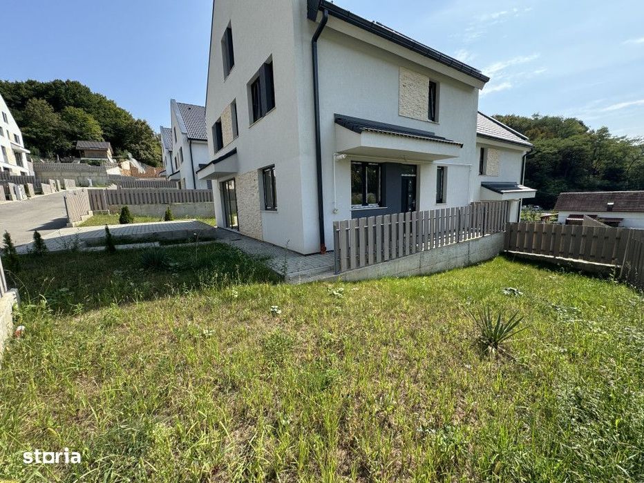 Casa tip duplex, 135mp utili, 4 camere, Semifinisata, Garaj, Zona Taut