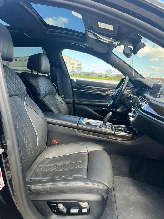 Bmw 740LD B&W / Sky lounge / Laser