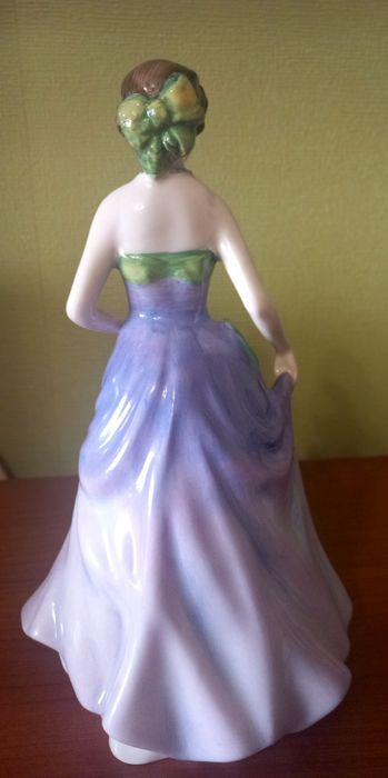 Порцеланова Royal Doultan