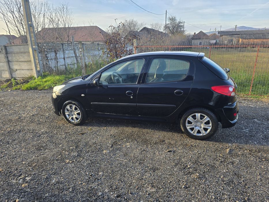 Vand Peugeot 206+ an 2011