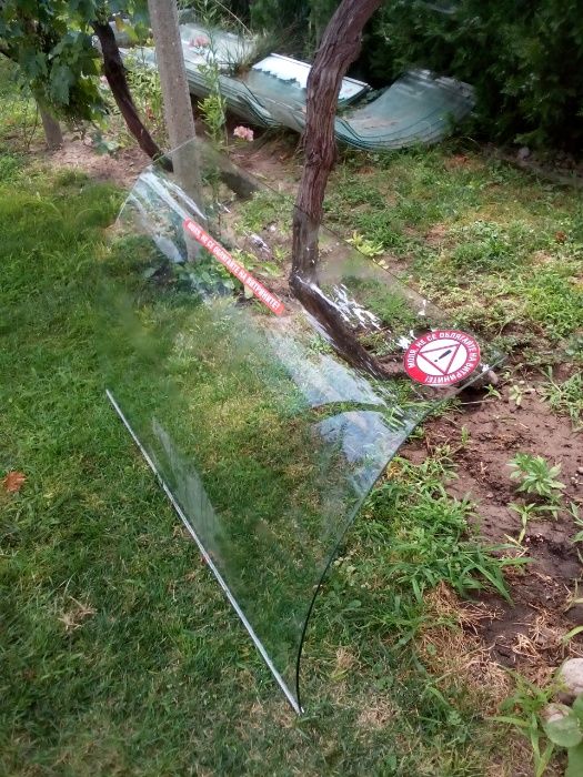 Извити стъкла за хладилни витрини