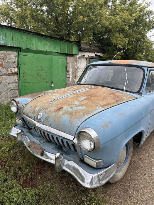Волга 21, 1960 года была на ходу стоит уже несколткл лет