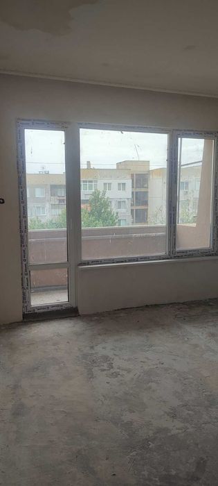 Продава се Четиристаен апартамент в Асеновград - 97 кв.м за 762 €/кв.м - Снимка #8