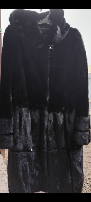 Продам норковую шубу