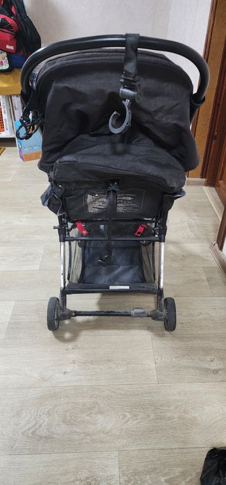 Детская коляска.