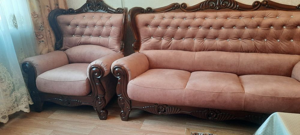 Мягкий уголок продам