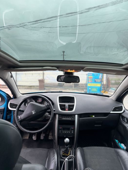 Vând Peugeot 207 sw