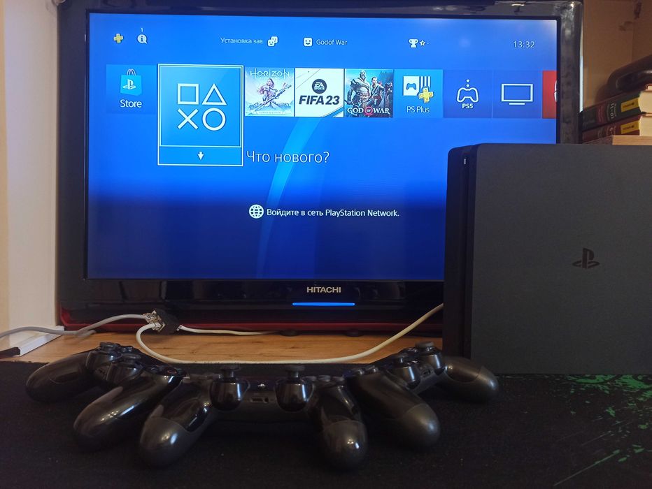 Playstation 4 slim