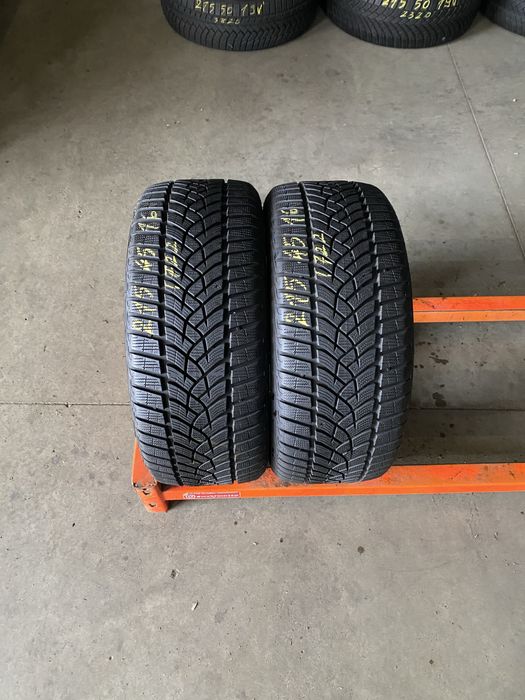 Anvelope iarna 215/45/16 Goodyear Ultra Grip Performance 215 45 16 R16