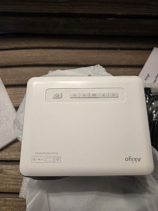 Proiector Mini LED AKIYO O1 720P nativ (pana la 1080p)HDMI USB Nou