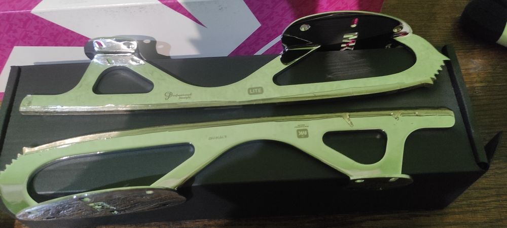 Продам лезвия для фигурного катания