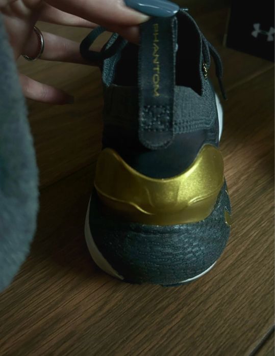 Under Armour Phantom