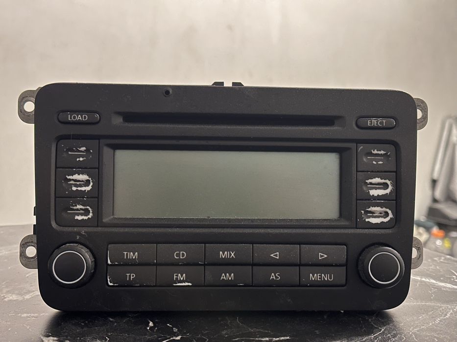 Оригинален CD радио касетофон Volkswagen Touran, Golf, Caddy