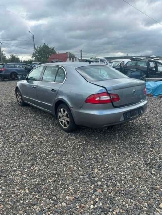 Dezmembrez Skoda Superb 2012 1.6 Tdi