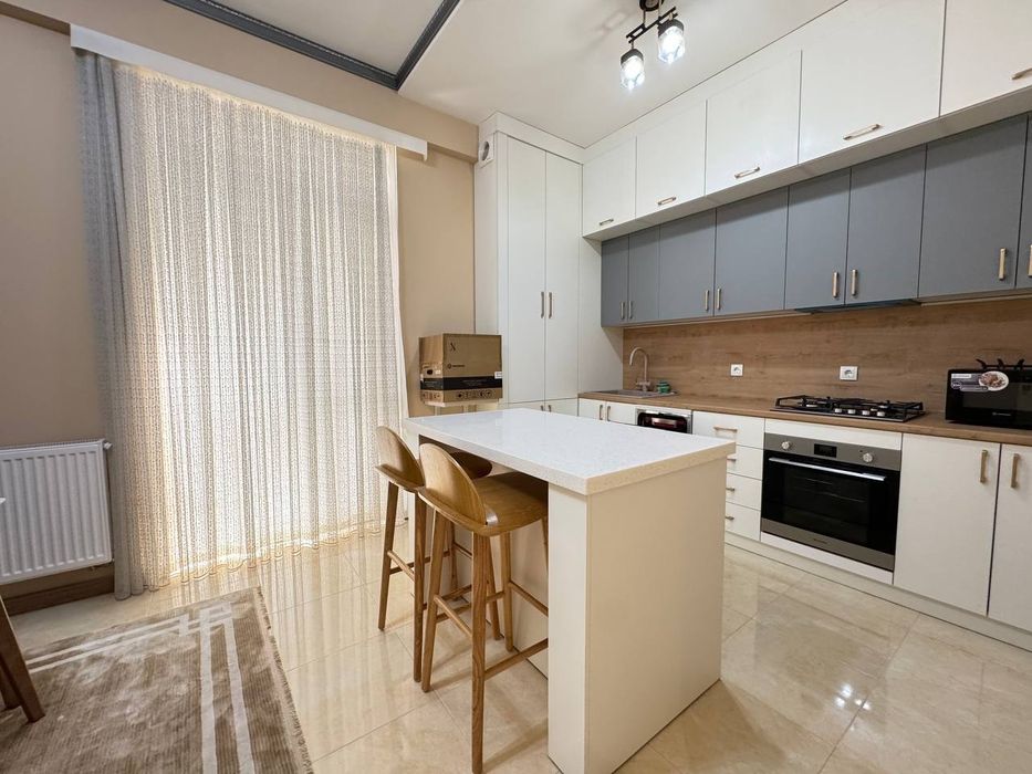 Квартира 4 ком в новостройке, 131м² Яккасарайский район, Парк Бабура