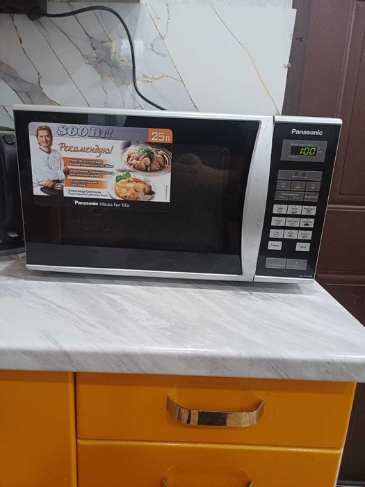 Микроволновка Panasonic б/у