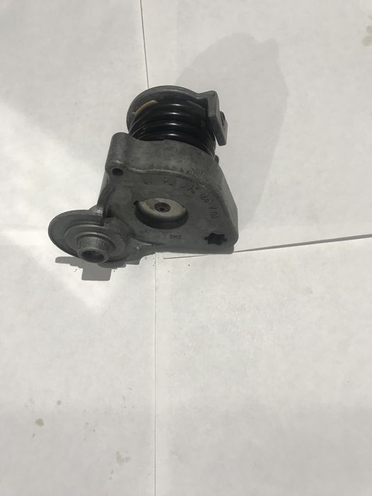 Мерседес ролики, натяжители ремня