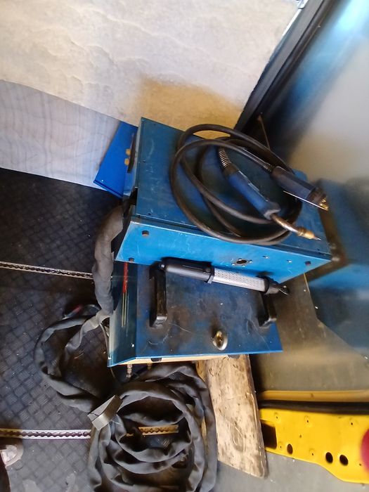 Телеподаващо  Професионална машина за заваряване