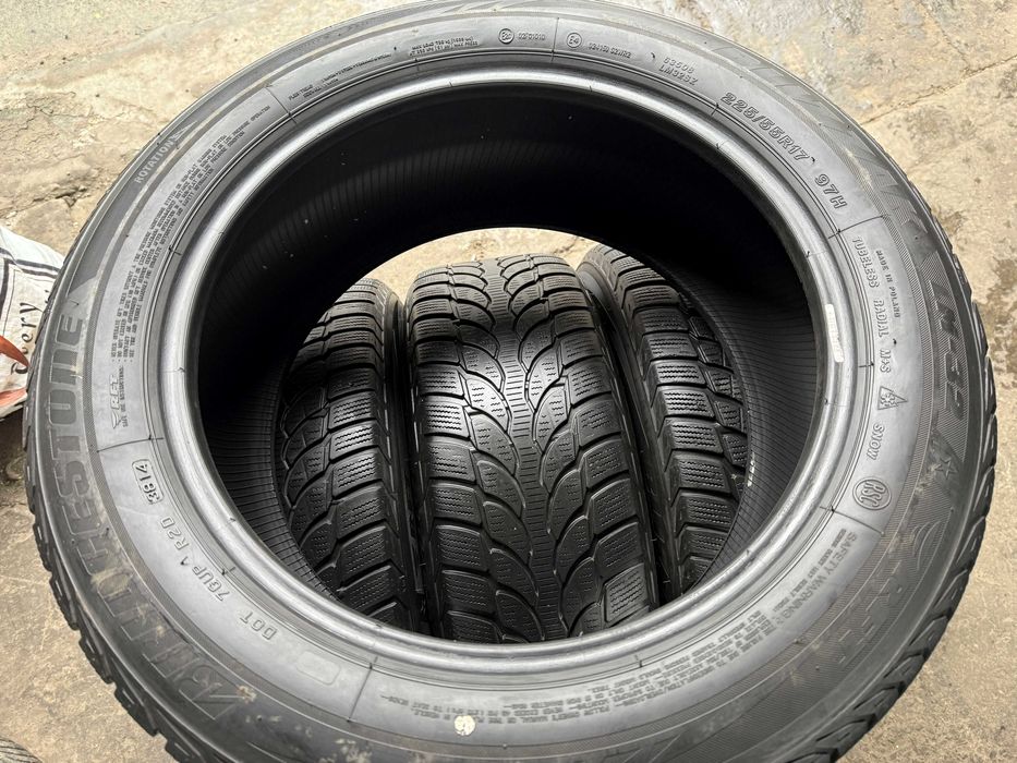 4x Anvelope Iarna 225/55 R17  Runflat - Bridgestone Blizzak LM32 RSC c