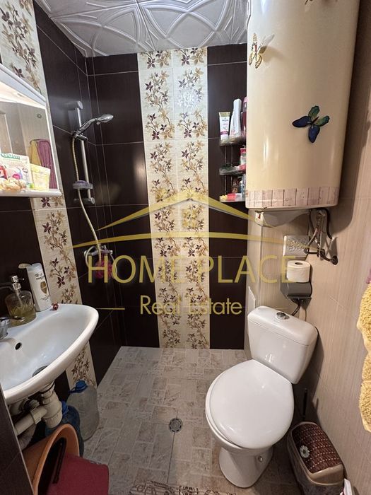 Обзаведен Двустаен Колхозен Пазар