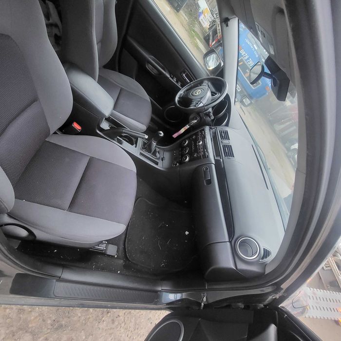 Mazda 3 на части
