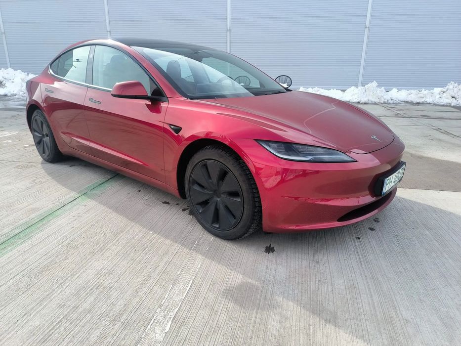 Tesla Model 3 TESLA Model 3 Long Range AWD 2024 – 319 CP – doar 16.500 km