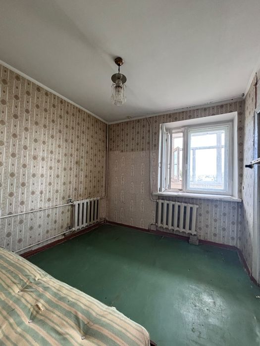 Продам 3х ком в кирпичном доме Революция