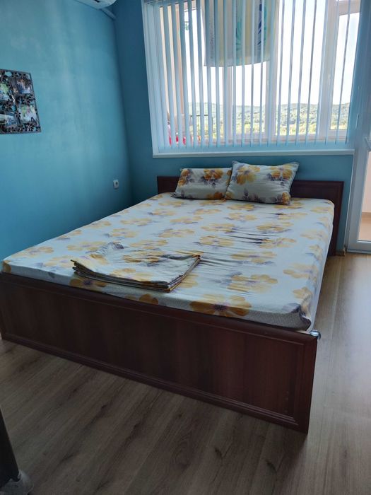 Обзавеждане за спалня с матрак