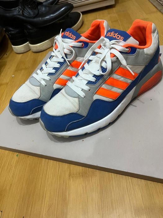 Кроссовки adidas